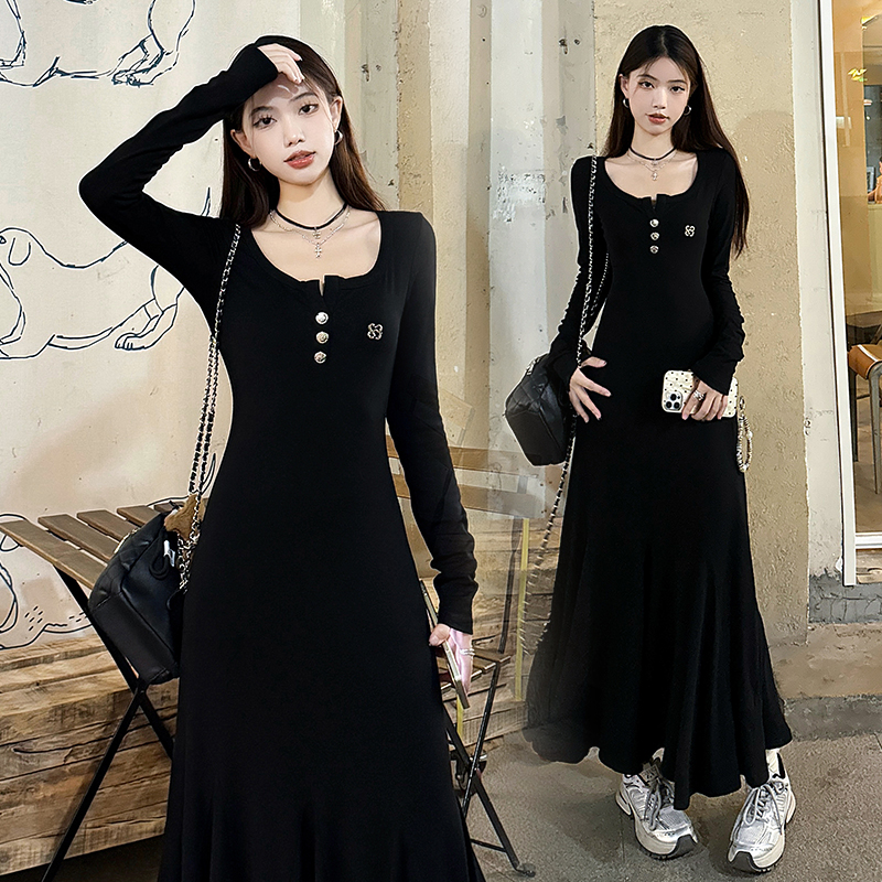 Plus Size Black V-Neck High Waist A-Line Long Dress