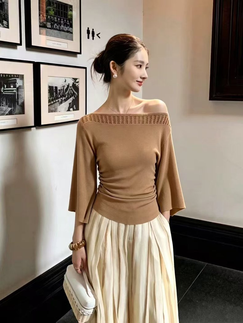 Women's Off-White Knit Top with Lace Trim One-Shoulder Flared Sleeves 2026 Fall