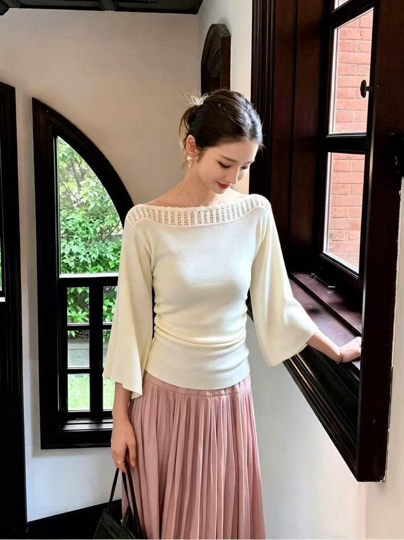 Women's Off-White Knit Top with Lace Trim One-Shoulder Flared Sleeves 2026 Fall - Image 3