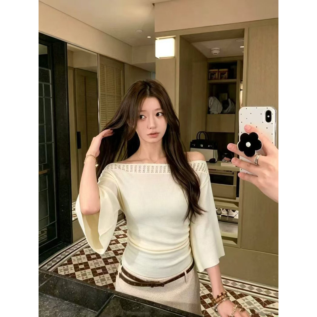 Women's Off-White Knit Top with Lace Trim One-Shoulder Flared Sleeves 2026 Fall - Image 5
