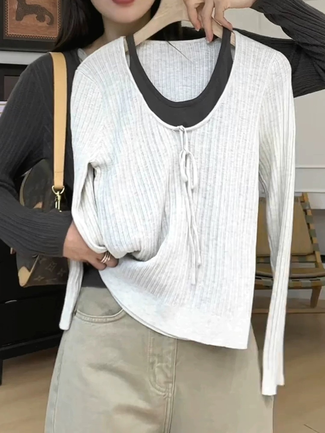 Women's Color-Block Halter V-Neck Tie Knit Top - Early Autumn Slim Fit - Image 4